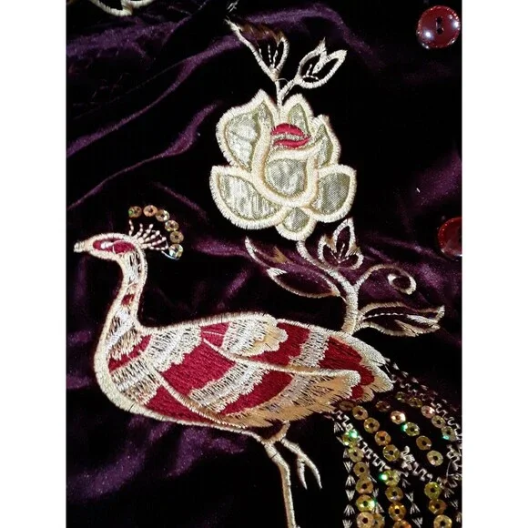 NWT Womens Robe Ornate Velvet Burgundy, Size L - Picture 11 of 11